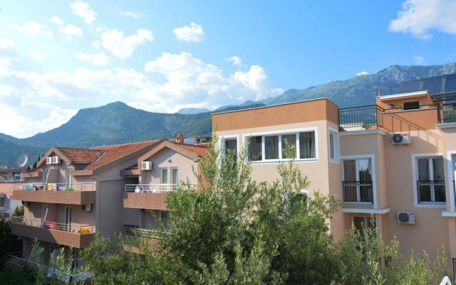 Balabusic One Bedroom Apartment No.2