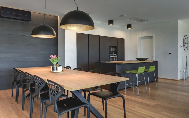 Villa in Vodnjan With Swimming Pool