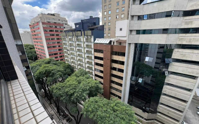 Slaviero Suites Curitiba Soho