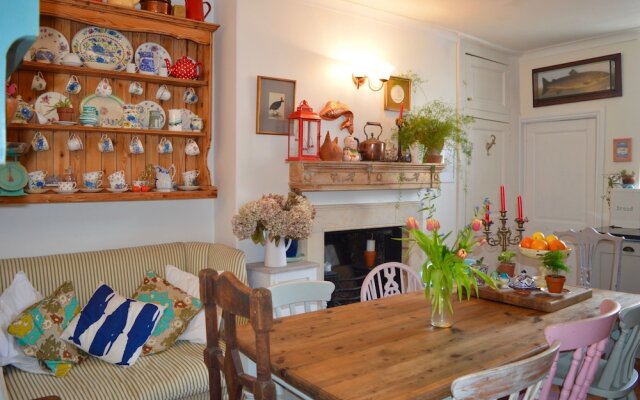 Georgian 2 Bedroom Apartment in Clifton