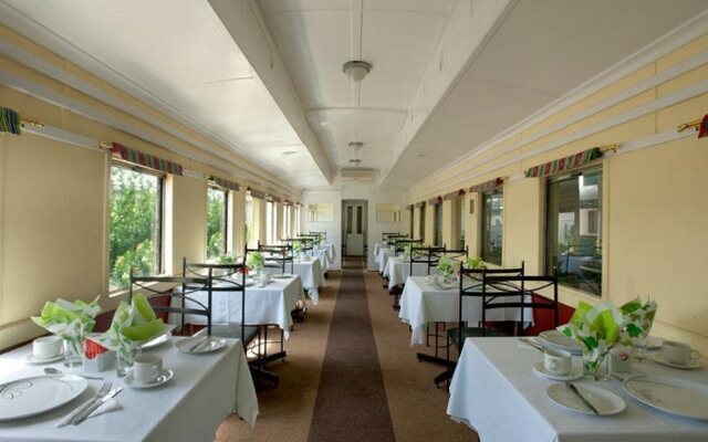 Train Lodge