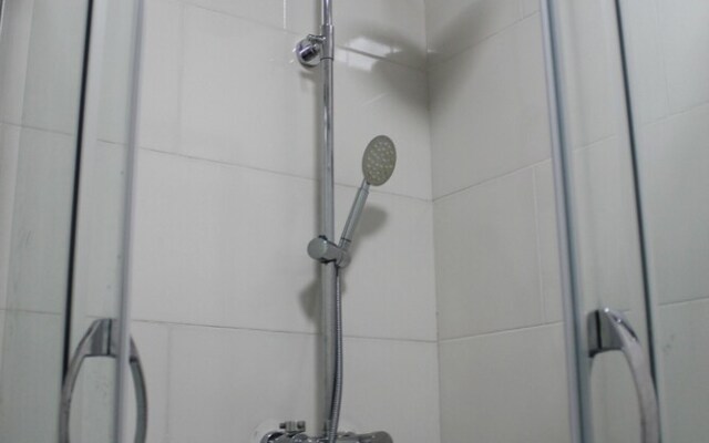 Hotel 7