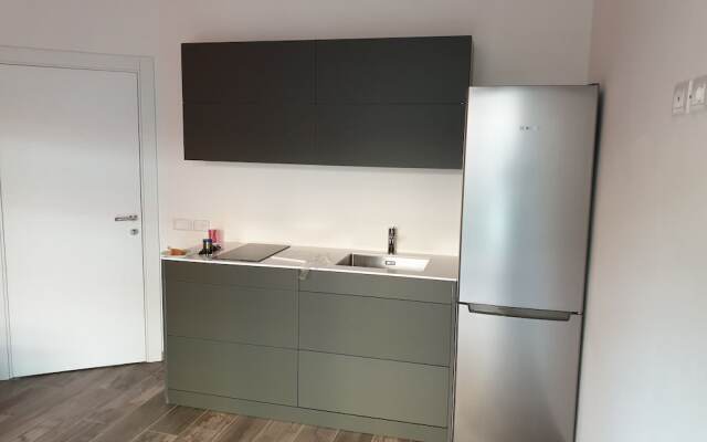 Ariston Apartment