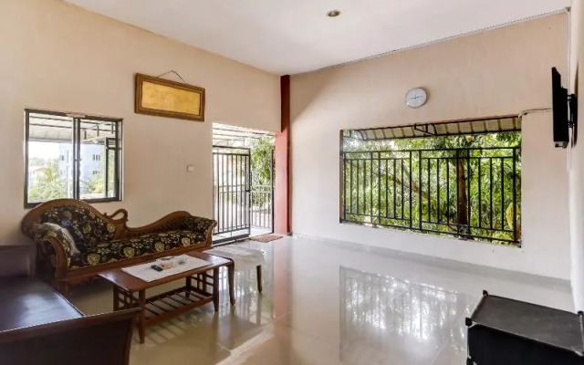 Oyo 91298 Rumah Cantik Homestay