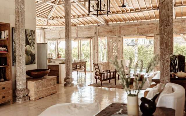 Santai Beach House