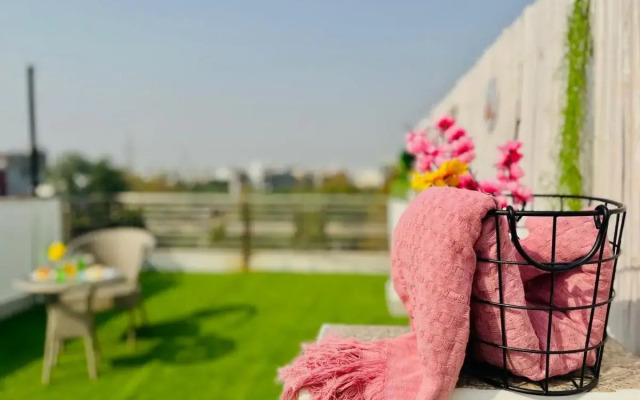 Olive Service Apartments - Medanta Medicity