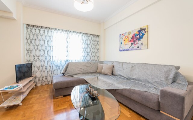 Comfy Apartment in Acropolis Area