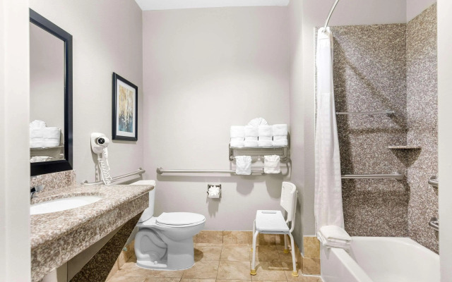 Comfort Suites at Katy Mills