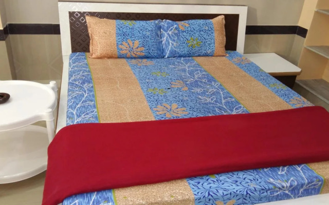 Hotel Karnavati Restaurant