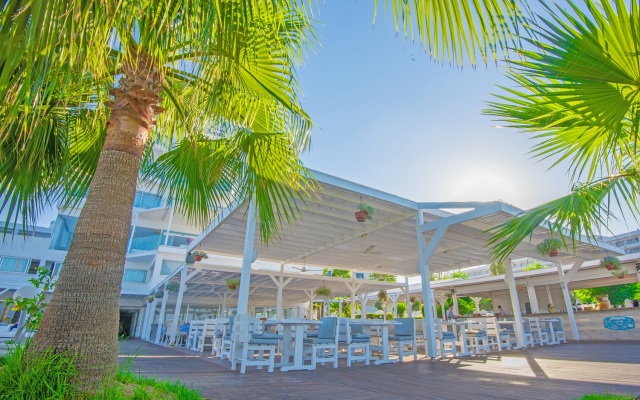 Silver Sands Beach Hotel