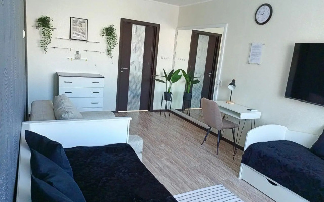 Мириады в микрорайоне Мирный 3/6