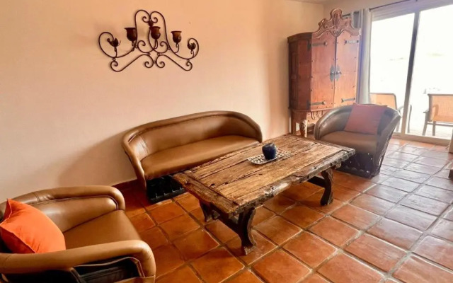 Los Vientos Hotel
