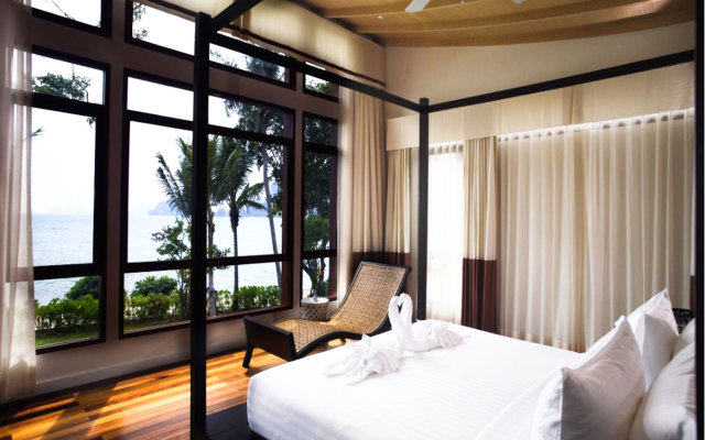 Amatapura Luxury Beachfront Resort