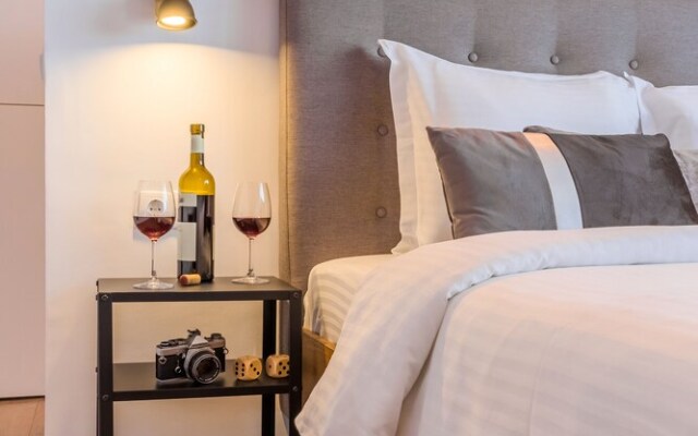 Studio 54 by MRG Apartments