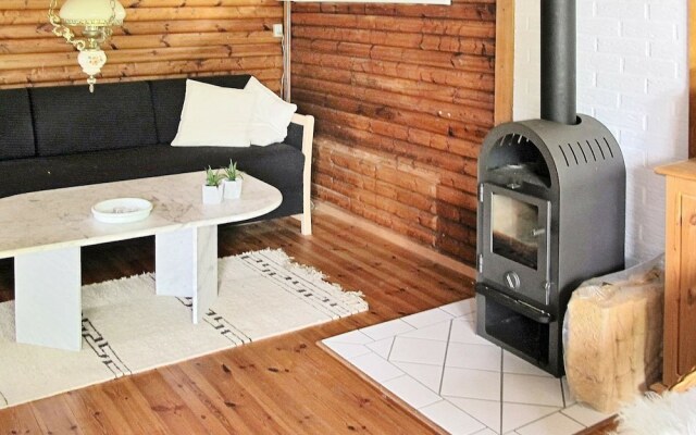 Eclectic Holiday Home in Dannemare With Barbecue