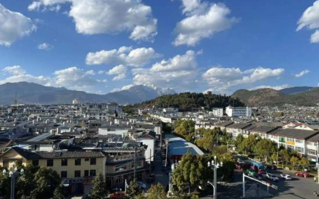 Lihai Business Hotel