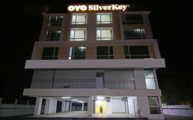 SilverKey Executive Stays 20018 D Square OMR