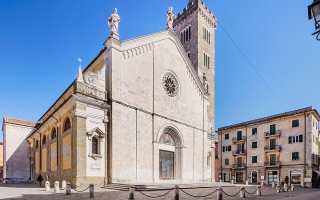 Pleasant Apartment in Sarzana With Roof Terrace