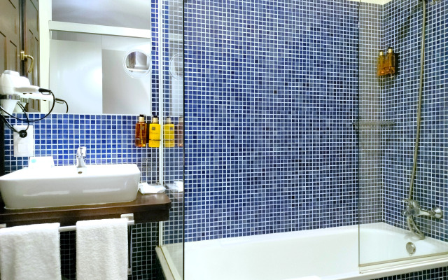 Casual Ilbira Granada Hotel