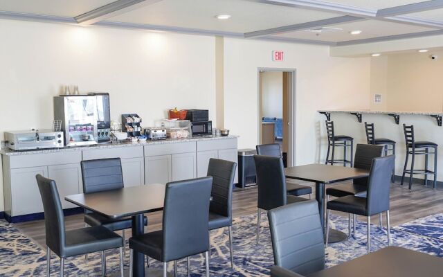 Iron Creek Inn & Suites