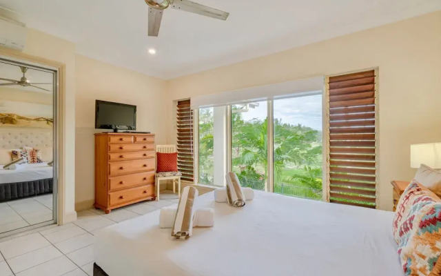 Paradise Links Port Douglas Luxury Villa