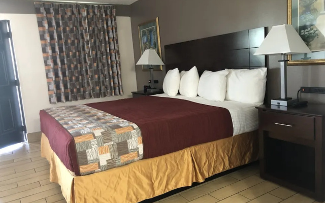 Sun Coast Inn
