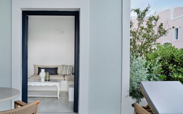 Vedema, a Luxury Collection Resort, Santorini