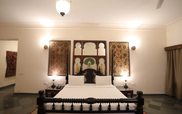 The Royal Retreat Resort and Spa