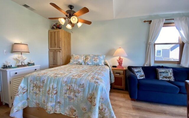 NC 12 56821-31 Condo by RedAwning