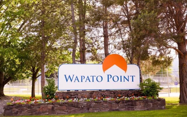 Wapato Point Resort