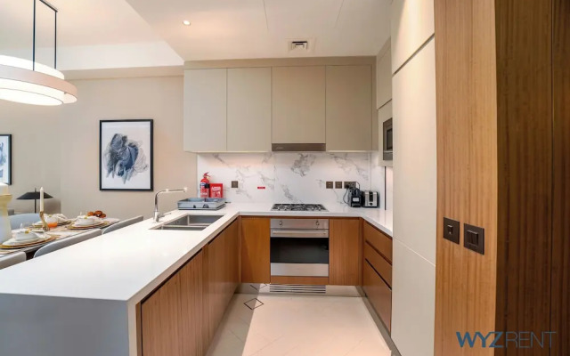 Posh 2 BR in Address Opera Mall Access