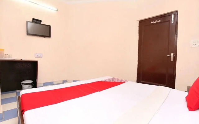 Rr Residency By OYO Rooms