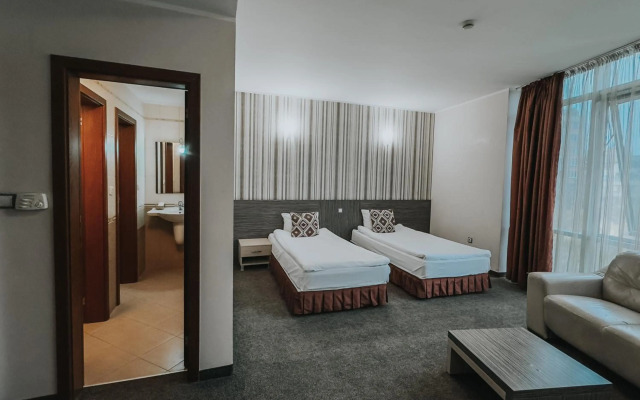 Hotel Noris