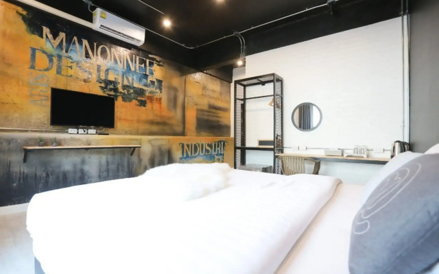Manonnee Hotel