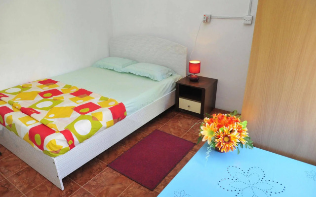 Chez Ronald Guest House