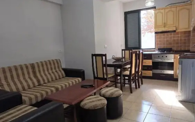 Tirent Apartment - Cozy Bedrooms Stay by Golem Beach.