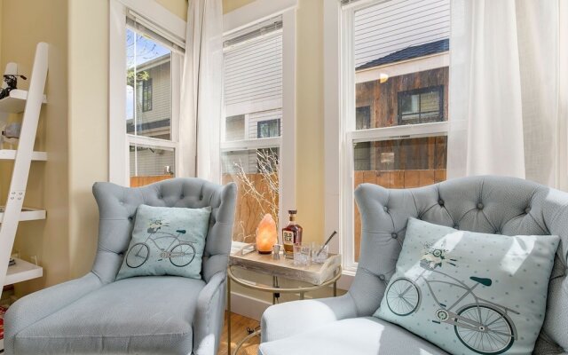 Walk Everywhere - Art, Restaurants, Poudre River