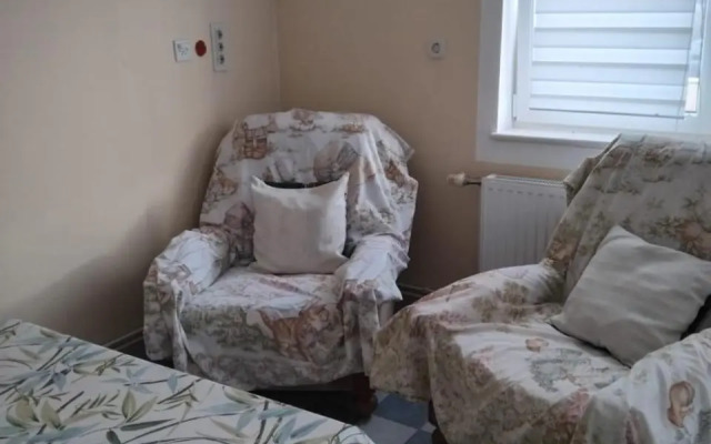 Jenny`s House