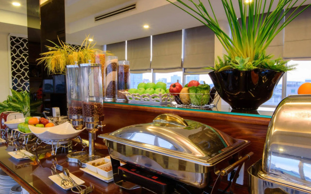 Central Park Saigon Hotel