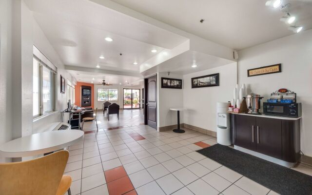 Motel 6 Brownsville North #4625