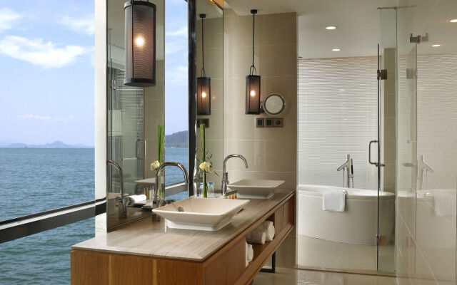 Crowne Plaza Huangshan Taiping Lake
