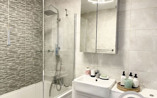 Paddington Luxury Apartment