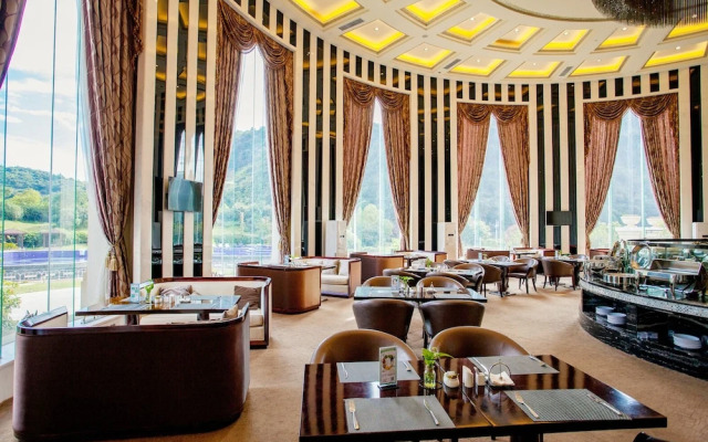 Shaoguan Country Garden Phoenix Hotel