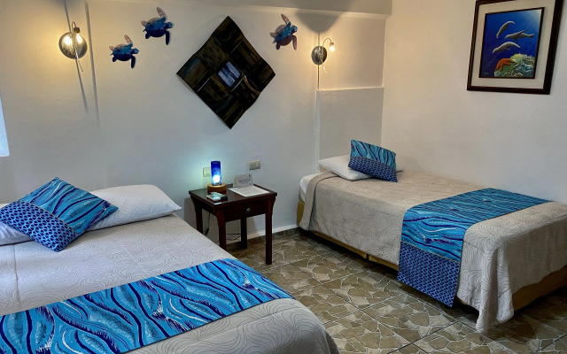 Maidith White Cove Hotel