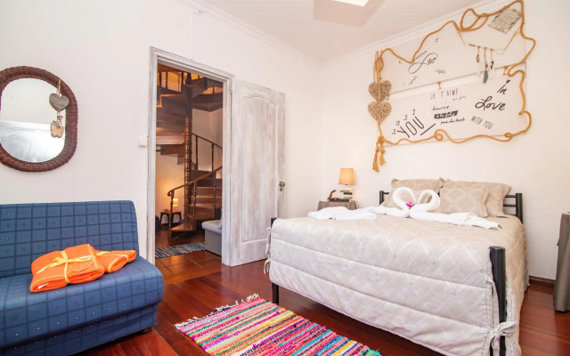 Casa Inti / Inti House Furnas