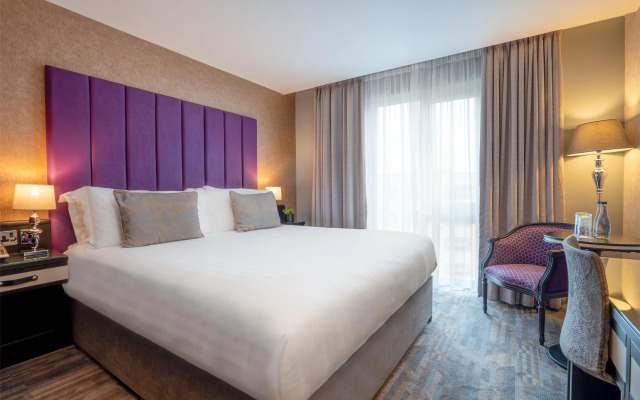 The Trinity City Hotel