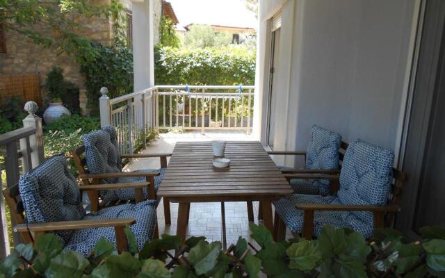 Sophies Apartments Ormos