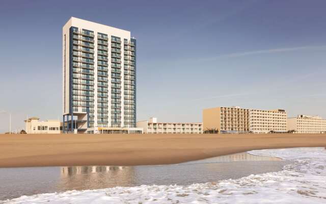 Hyatt House Virginia Beach / Oceanfront