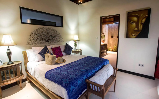 Solo Villas and Retreat