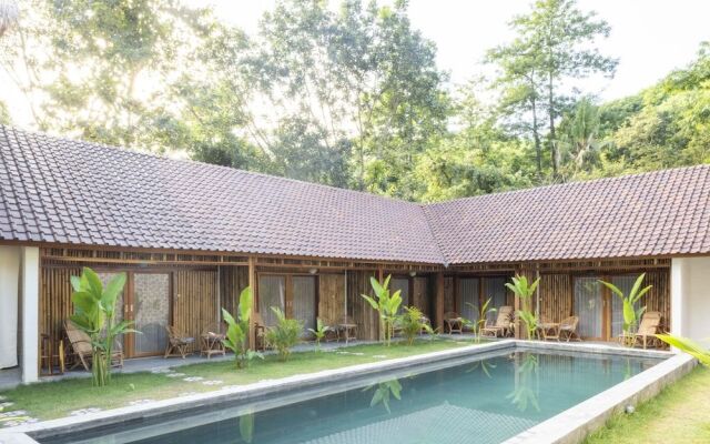 Lombok Pool House